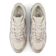 New Balance 204L